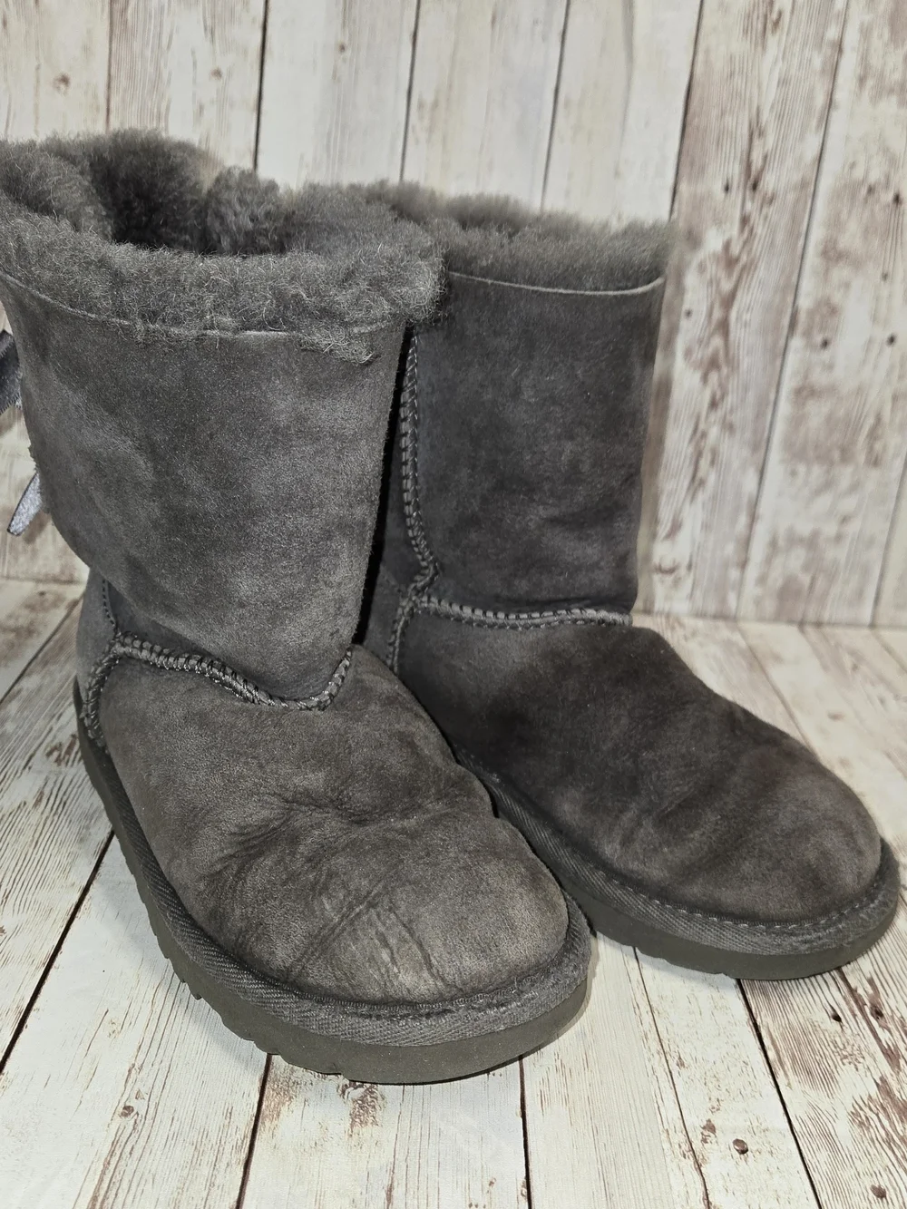 UGG Australia Kids Gray Bailey Bow II Suede Sheepskin Boots Size Unknown